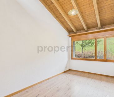 Luminous 4.5-room terraced house with garden in Tegerfelden - Foto 2