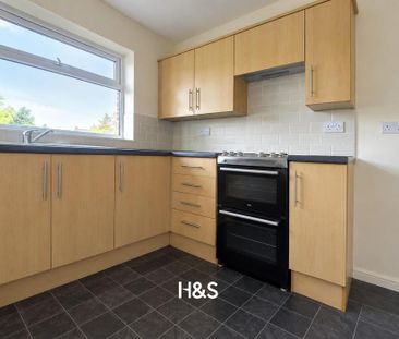 2 bedroom maisonette to rent - Photo 3