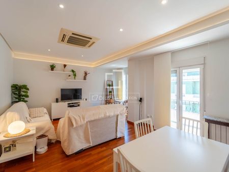 Excellent 4 Bedroom apartment for rent in Gran Vía, Valencia - Photo 3