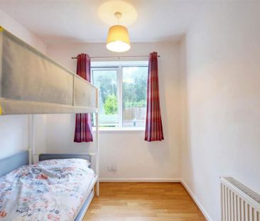 3 bedroom terraced house to rent - Photo 6