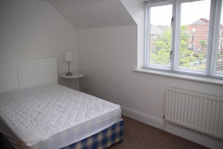 3 bedroom flat to rent - Photo 5