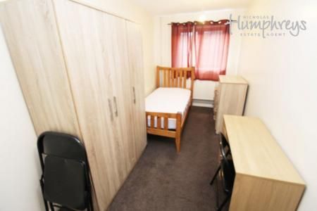 Bodmin Grove, B7 - 8-8 Viewings - Photo 3