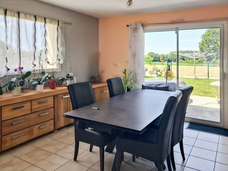 Location Maison 7 pièces 145m² SENS DE BRETAGNE 35490 - Photo 3