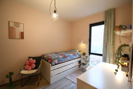 Centraal gelegen appartement met 2 slaapkamers en terras in - Photo 4