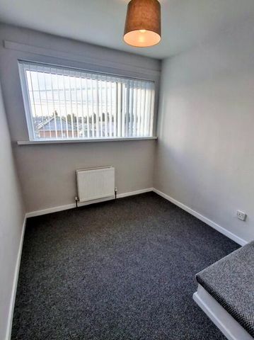 13 Mourne Crescent, Moneyreagh, Newtownards, BT23 6BG - Photo 2