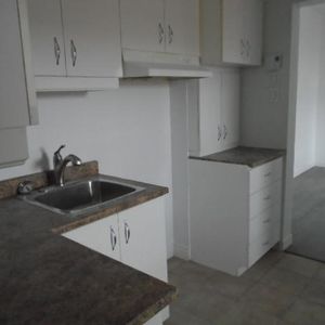 5 ½ 1483 rue Dufresne et Maisonneuve Montréal LIBRE - Photo 2