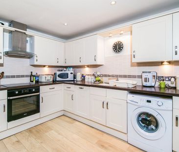 2 bedroom apartment to rent - Photo 5