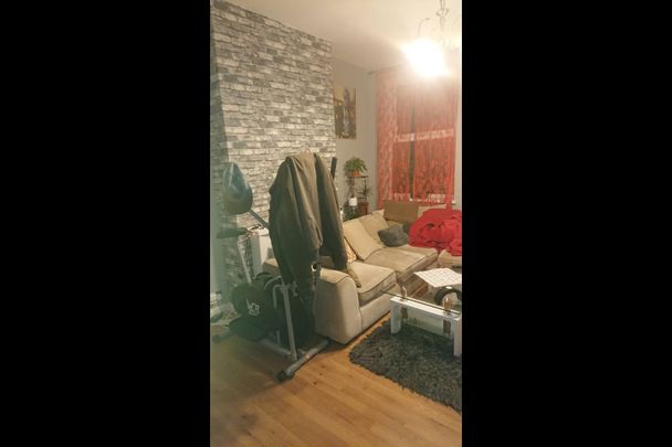 2 Bed Terraced House, Raymond Road, LE3 - Photo 1