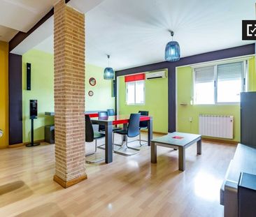 Carrer del General Llorens, Valencia, Valencian Community 46025 - Photo 4