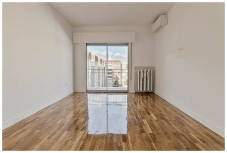 Flat in Madrid, BARRIO SALAMANCA, for rent - Photo 2