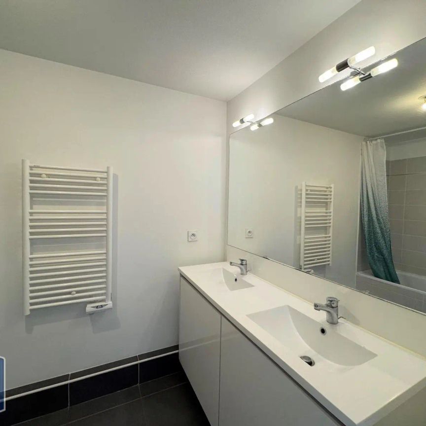 Appartement à louer 3 pièces 63.33m² - Photo 1