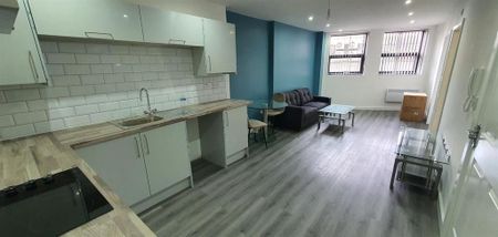 1 bedroom flat to rent - Photo 2