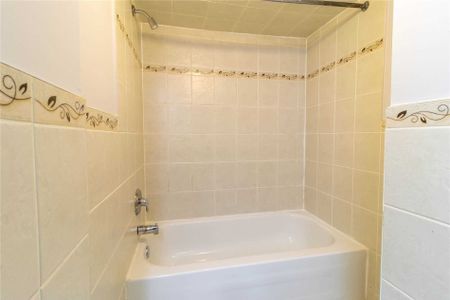 For Lease - 19 Cranberry Drive Unit# Basement, Toronto, Ontario - Photo 4