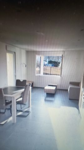 10 MINUTES DE YENNE MAISON DE TYPE 3 SUR 470 M² ENVIRON DE TERRAIN - Photo 4