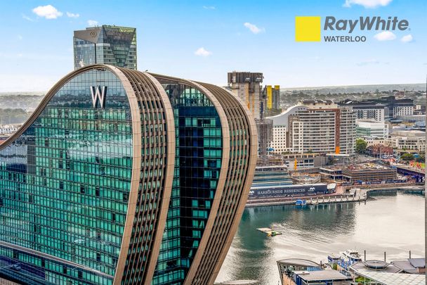 [Furnished Optional] Penthouse Level Luxury Three Bedroom Penthouse with Beautiful Darling Harbour Views - Photo 1