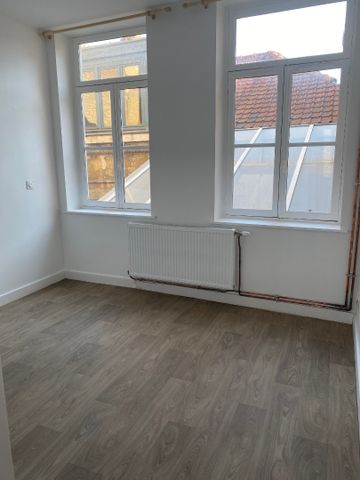 T3 de 70 m², rue Esquermoise – Vieux Lille réf 00098-001-GLI - Photo 4