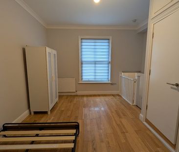 3 Bed Detached House, Chichele Road, NW2 - Photo 4
