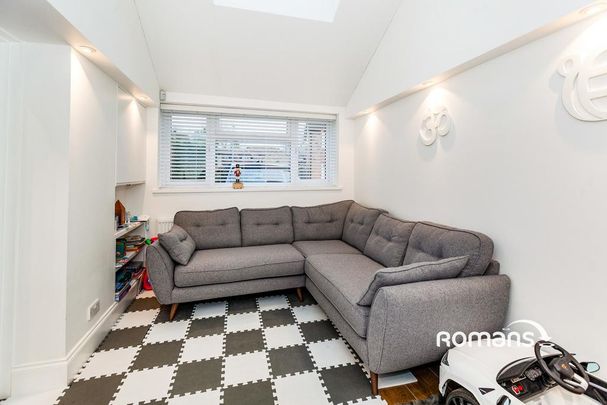 4 bedroom detached house to rent - Photo 1