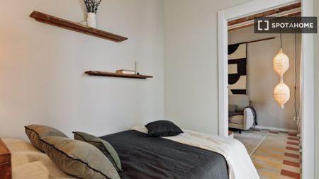 2 room luxury Apartment for rent in Barcelona, Spain - Photo 3