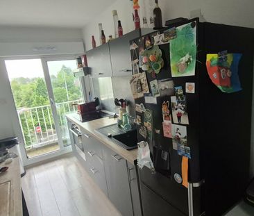 Location Appartement 4 pièces 80m² CARVIN 62220 - Photo 4