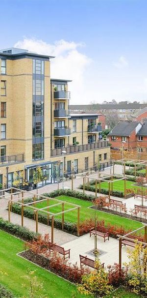 1 bedroom flat to rent - Photo 1