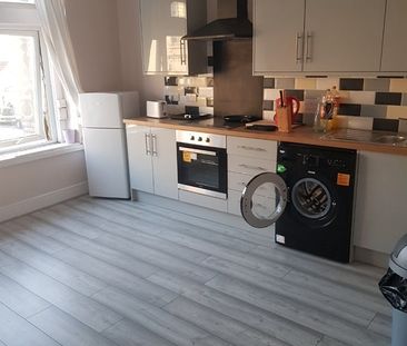 Room in a Shared Flat, Two Mile Hill Road, BS15 - Photo 6