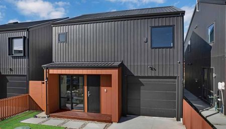 Modern living in Karaka - Photo 2