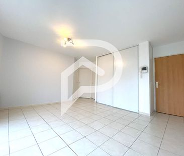 À BOURGES À louer Appartement 1 pièce 29.7 m2 Loyer 390,00 €/mois c... - Photo 2