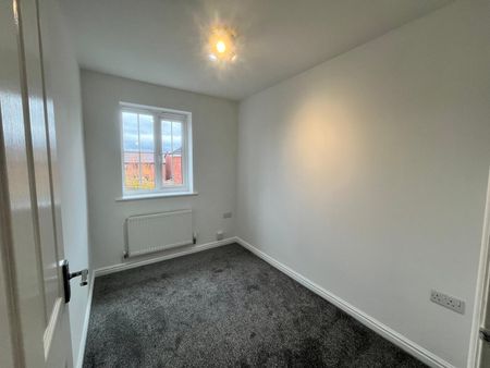 5 bed town house to rent Felton Close, Stafford ST17 - Photo 5