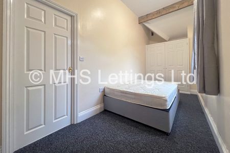 1 Bedroom Flat for rent in Moorland Road - Photo 3