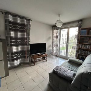 Location Appartement 3 pièces 64m² ST ETIENNE 42000 - Photo 2