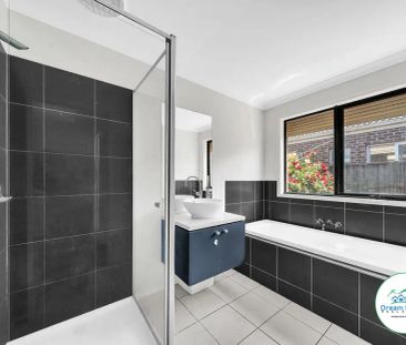 “Spacious Family Living in Tarneit” - Photo 3