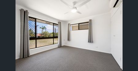 Great Family Home- Large fully fenced block In ground Pool- Double Shed - Photo 4