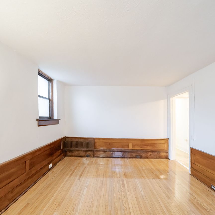 For Lease - 8 Kingston Road Unit# 58, Toronto, Ontario - Photo 1
