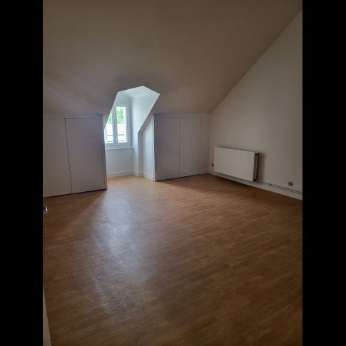 Location Appartement 3 pièces 74 m² Argenton-sur-Creuse - Photo 1