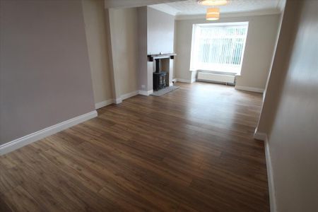 2 bedroom terraced house to rent - Photo 2