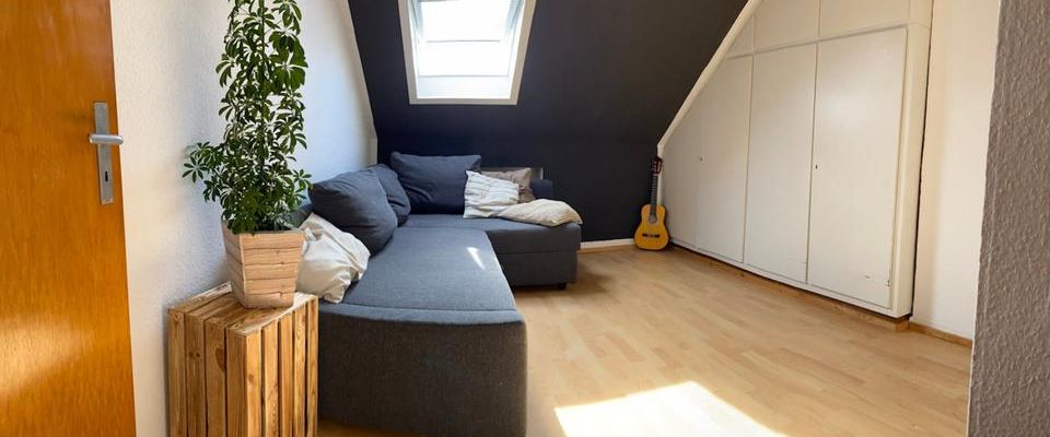 Gemütliche 45qm Dachgeschosswohnung in Duisburg - Foto 1