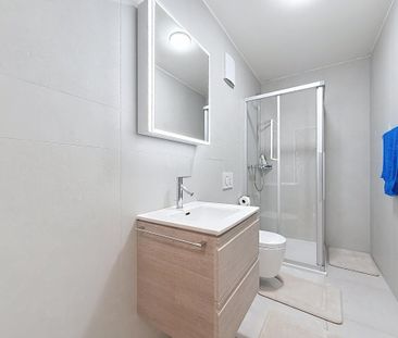 Magnifique appartement dans une résidence sécurisée, proche du Lac - Photo 3