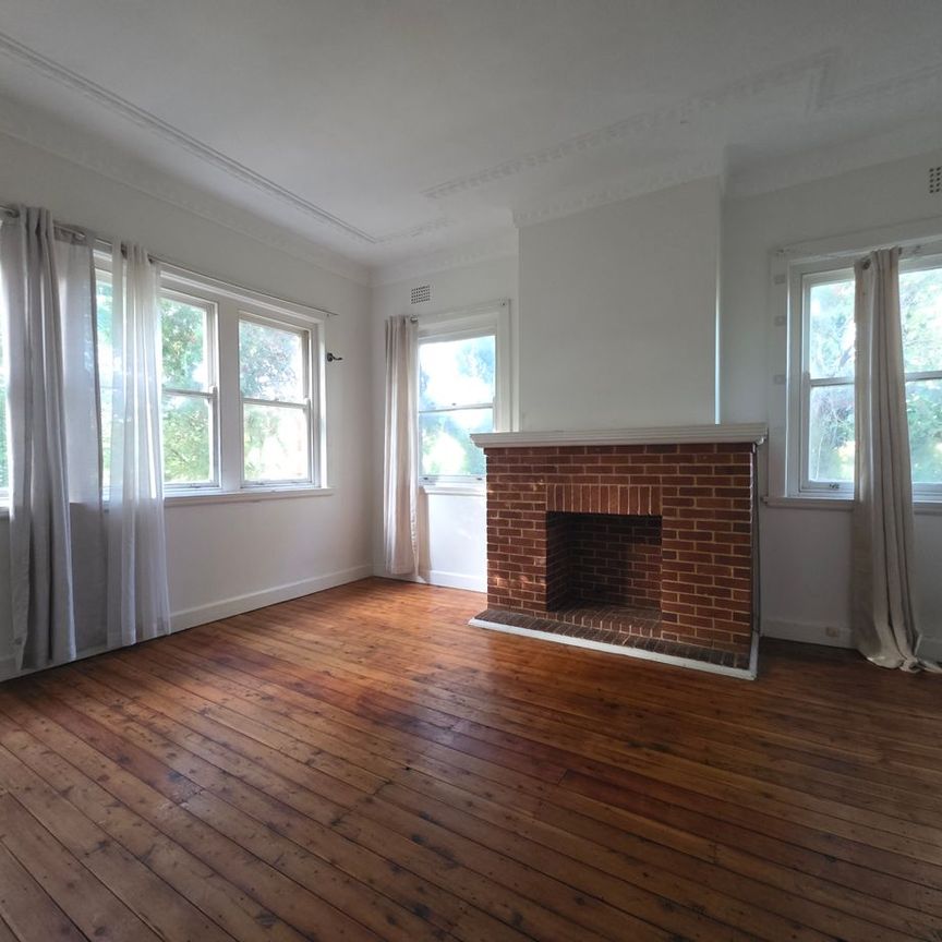 Ultra-convenient living - Photo 1