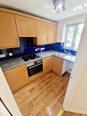 Ragged Robins Close, TF2 9UF - £825 pcm - Photo 4