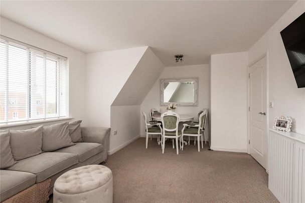 2 bedroom apartment to rent - Photo 1