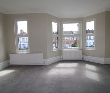2 Bed Flat, Fillebrook Road, E11 - Photo 2