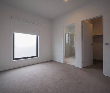 Modern 3-bedroom in Prime Braybrook Location - Photo 1