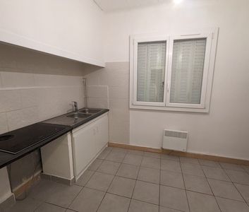 Location Appartement 3 pièces 56m² MARTIGUES 13500 - Photo 5