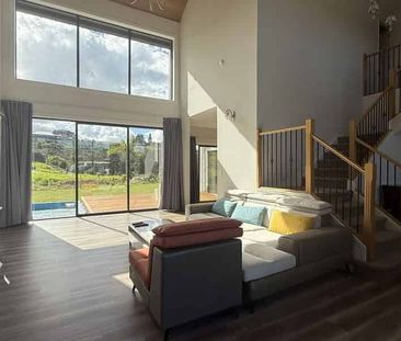 Stunning 4-Bedroom Family Home in Long Bay – Water, WiFi & Lawn Mow... - Photo 1