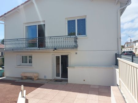 Location Appartement 4 pièces 116m² - Photo 5