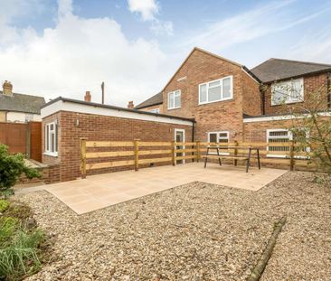 1 bedroom in a house share to rent - Photo 6