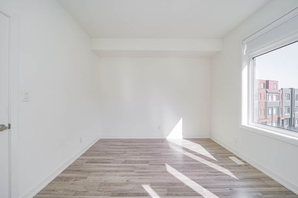 For Lease - 370 Red Maple Road Unit# 10, Richmond Hill, Ontario - Photo 1