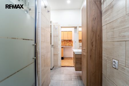 Pronájem bytu 2+1 v osobním vlastnictví 50 m², Kolín - Фото 2