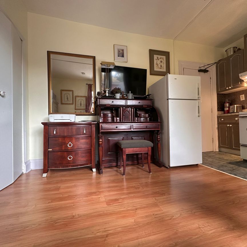 For Lease - 50 Nelson Street Unit# 4, Brampton, Ontario - Photo 1